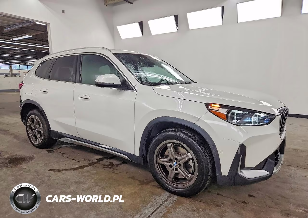 2026 BMW X1 xDrive28I VIN:WBX73EF04T5470908 - 4