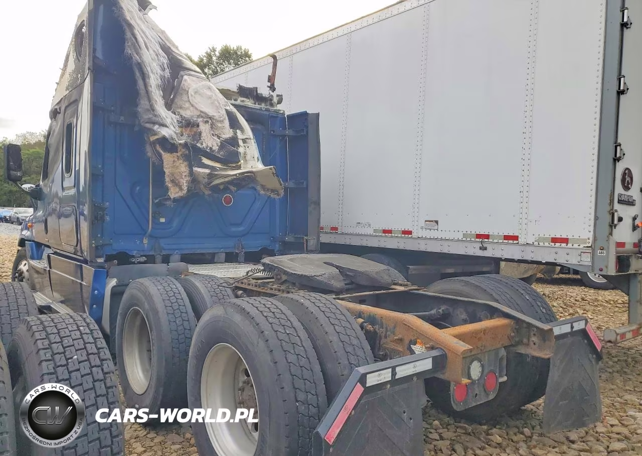 2014 Freightliner Cascadia Semi Truck VIN:1FUJGLD55ELFT9058 - 2