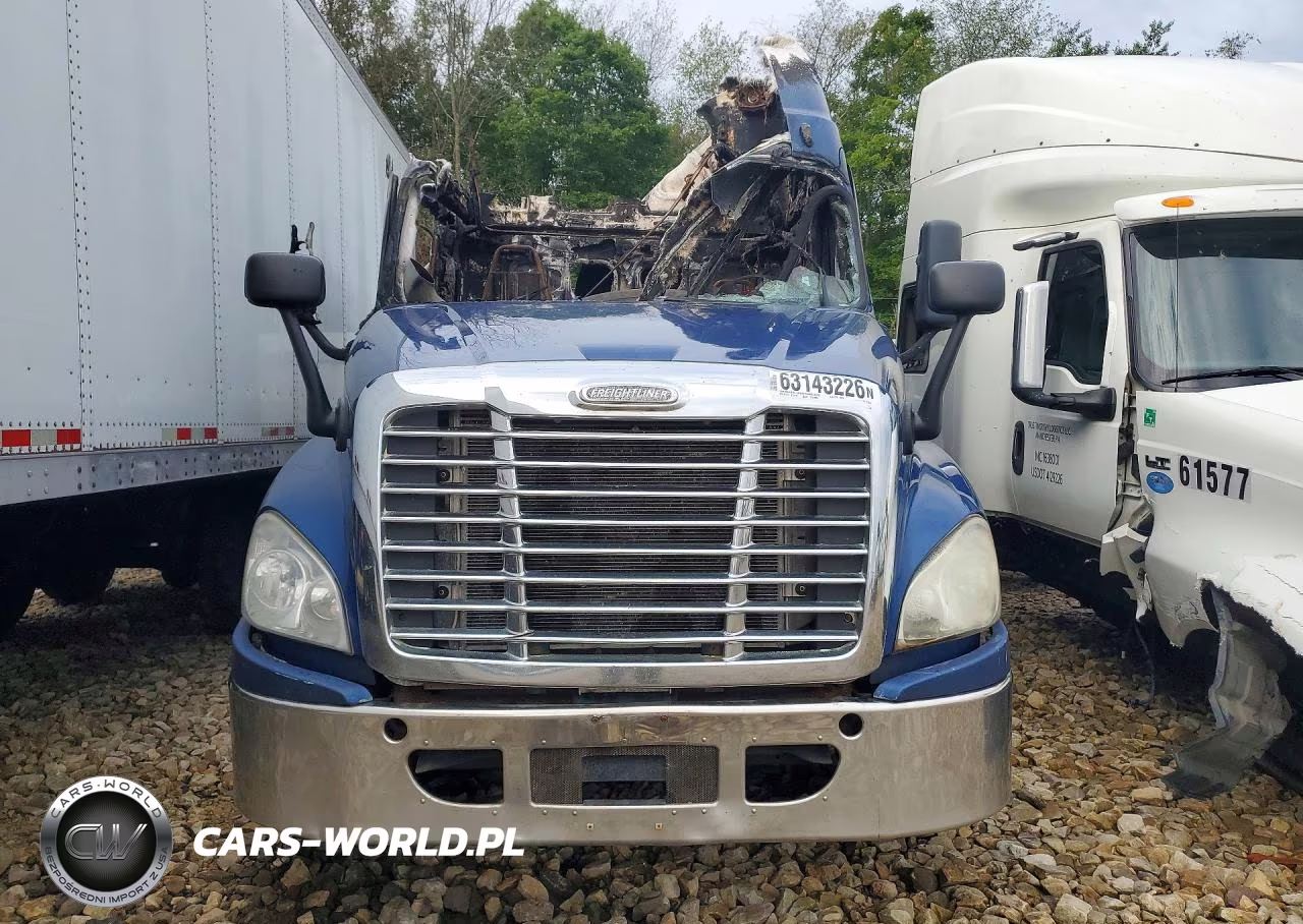 2014 Freightliner Cascadia Semi Truck VIN:1FUJGLD55ELFT9058 - 5