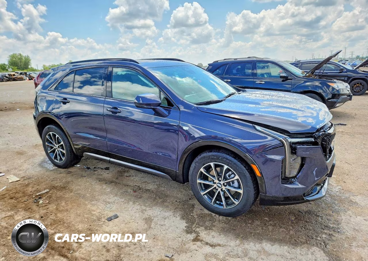 2024 Cadillac Xt4 Sport VIN:1GYFZFR42RF213612 - 4