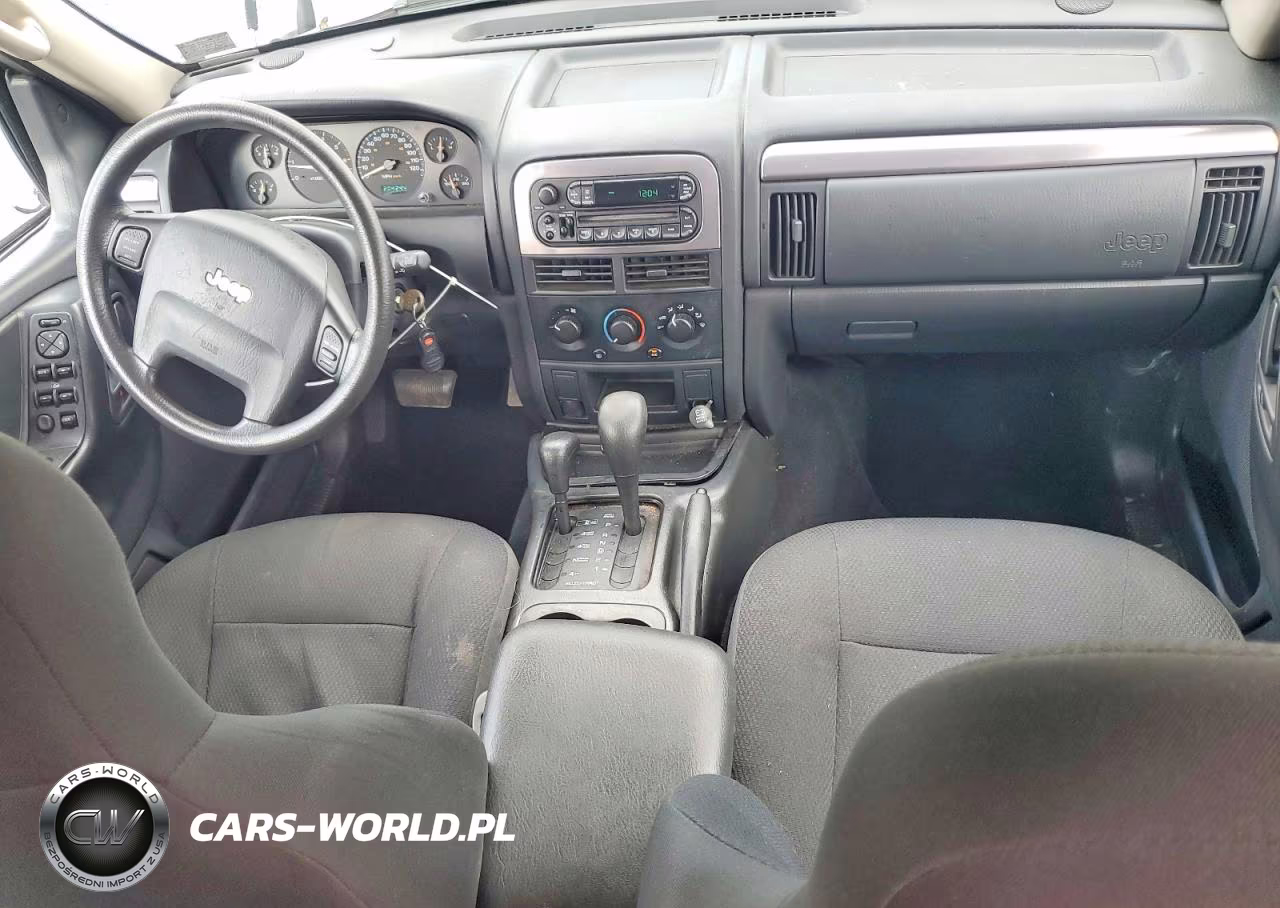 2003 Jeep Grand Cherokee Laredo VIN:1J4GW48SX3C605828 - 8