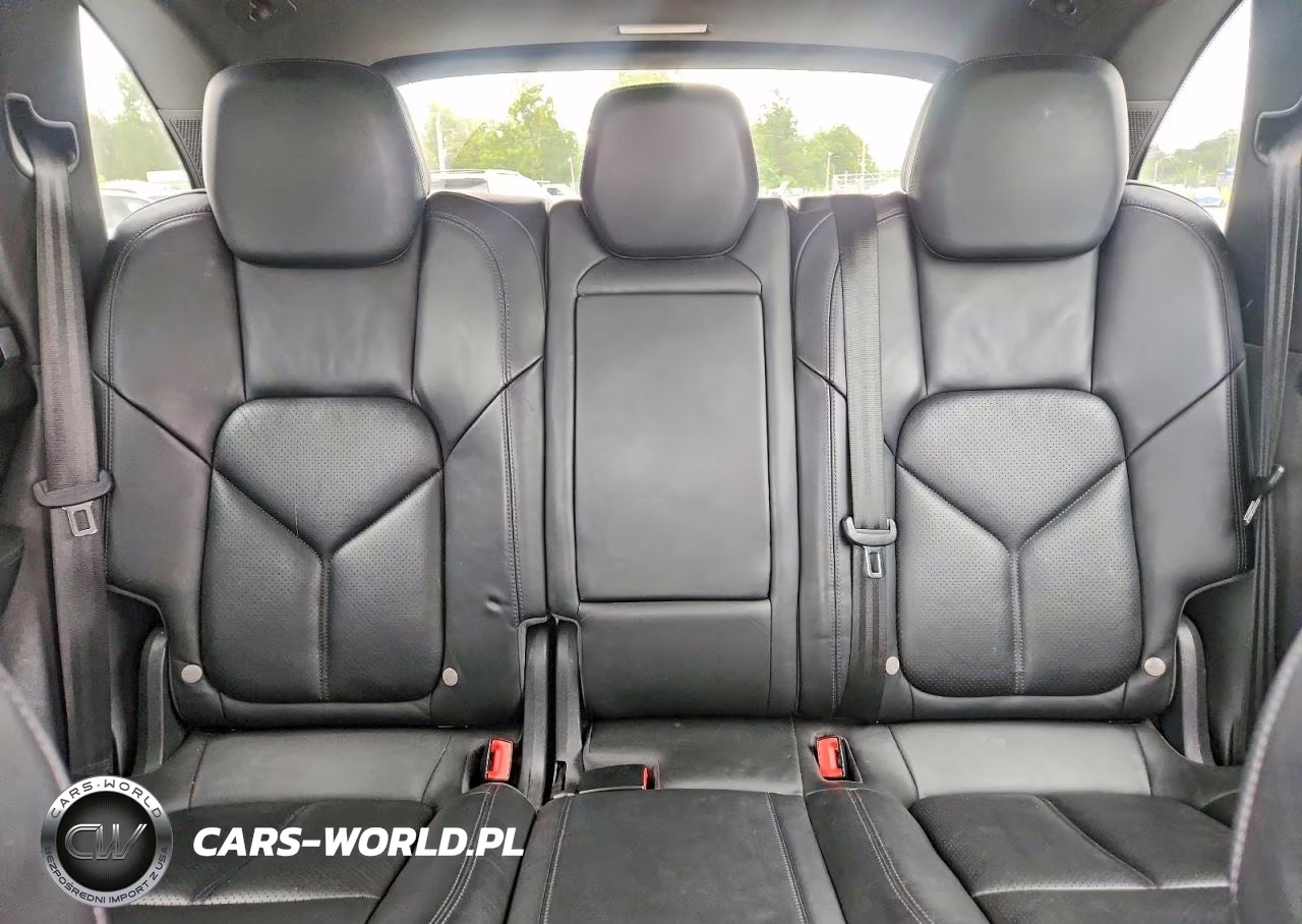 2013 Porsche Cayenne VIN:WP1AF2A26DLA37443 - 10