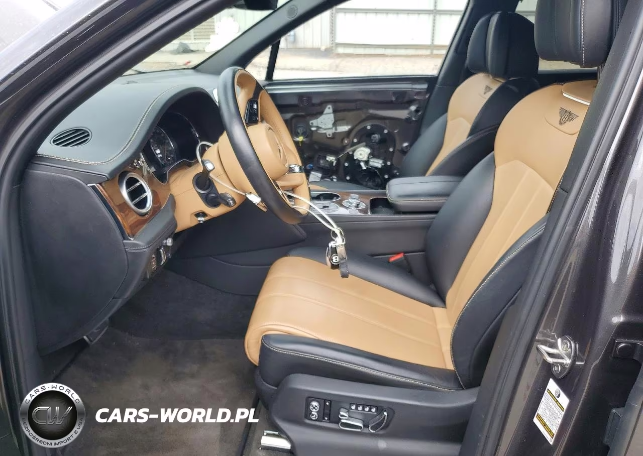 2018 Bentley Bentayga VIN:SJAAC2ZV6JC018686 - 7