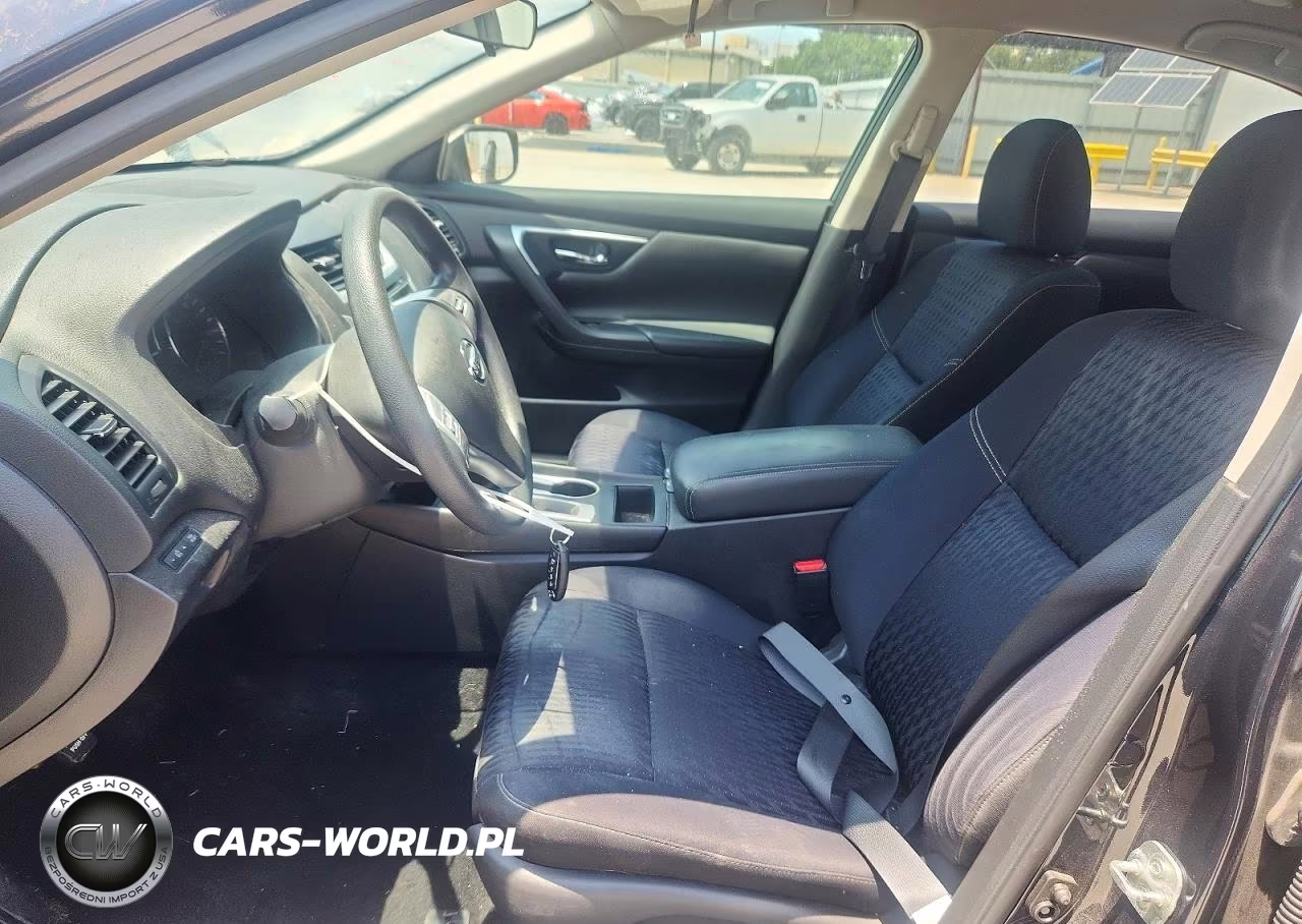 2017 Nissan Altima 2.5 S VIN:1N4AL3AP4HN366590 - 7