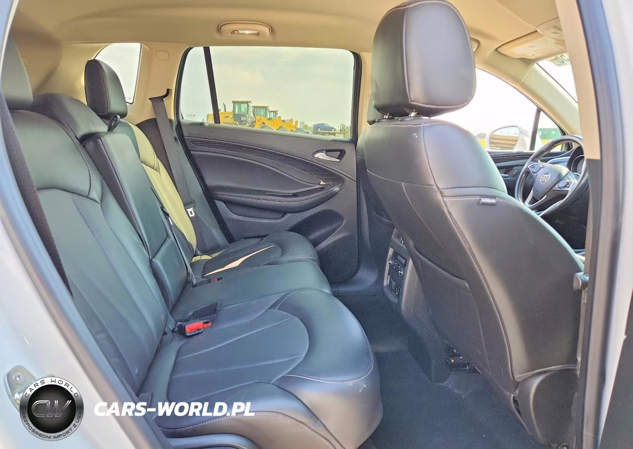 2018 Buick Envision Essence VIN:LRBFX1SA0JD010456 - 11