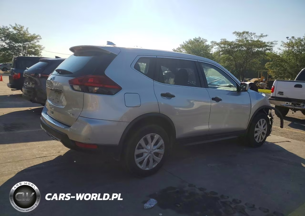 2017 Nissan Rogue S VIN:JN8AT2MV1HW026052 - 3