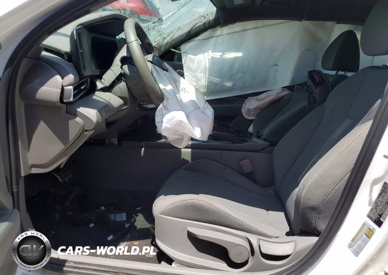 2026 Hyundai Elantra Sel Sport VIN:KMHLM4DG6TU100046 - 7