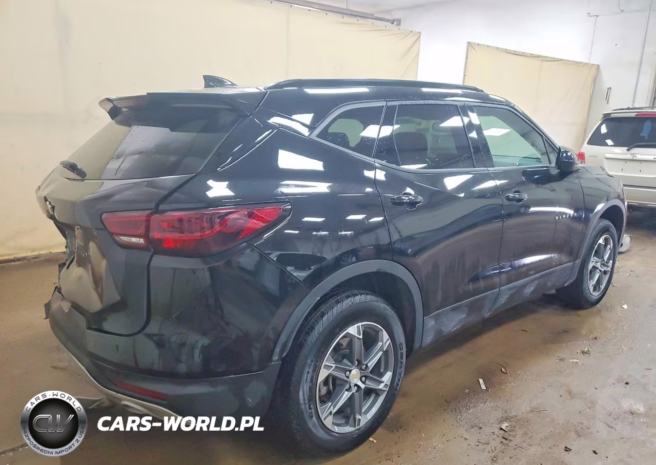 2024 Chevrolet Blazer 2Lt VIN:3GNKBCR48RS180447 - 3