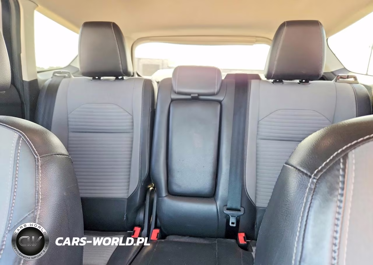 2017 Ford Escape Titanium VIN:1FMCU0JD4HUB79226 - 10
