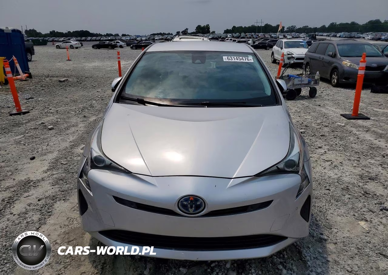 2018 Toyota Prius Two VIN:JTDKBRFU6J3062715 - 5