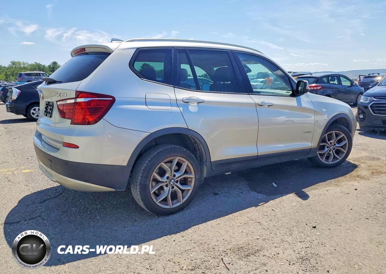 2011 BMW X3 xDrive35I VIN:5UXWX7C50BL732084 - 3