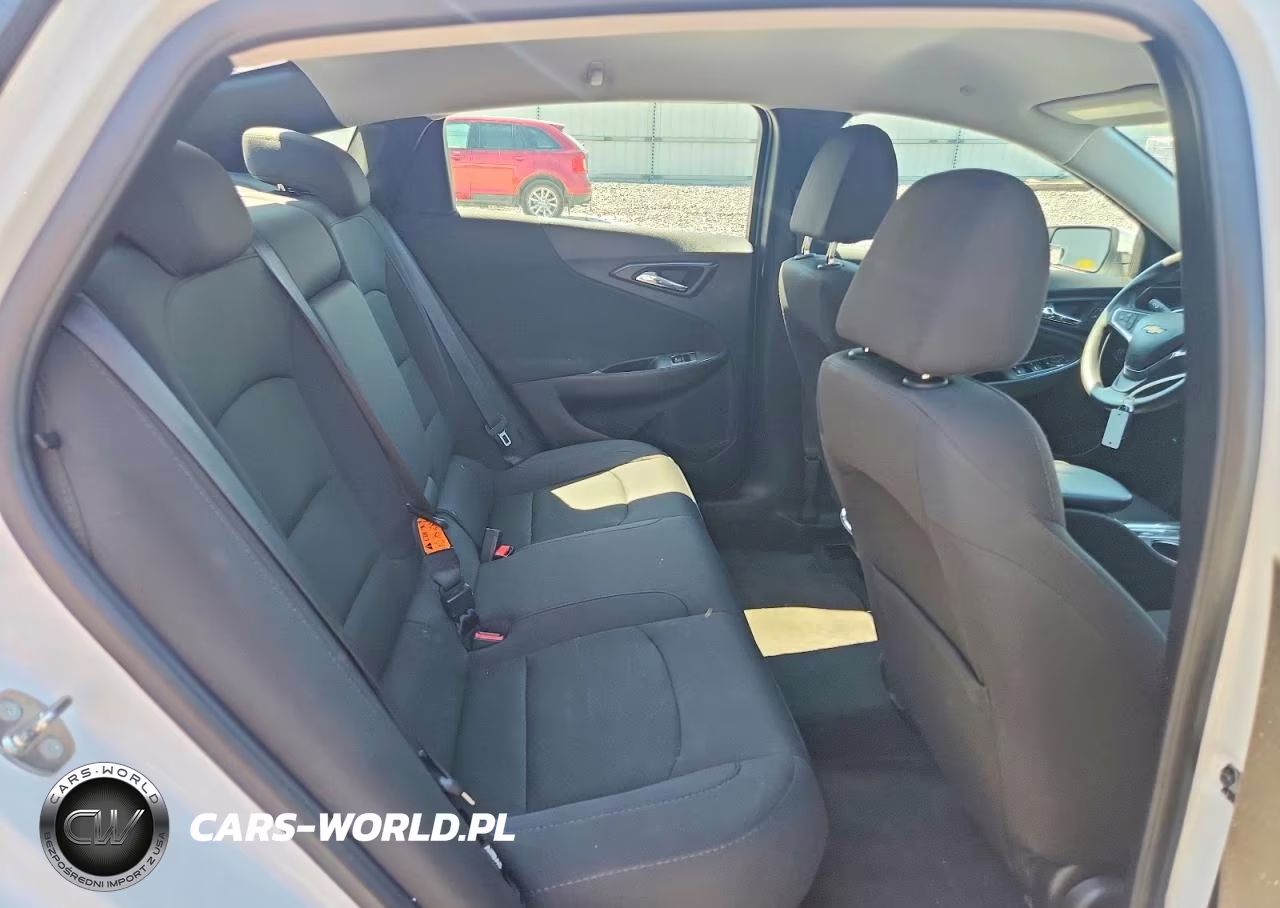 2017 Chevrolet Malibu Lt VIN:1G1ZE5ST1HF256291 - 10