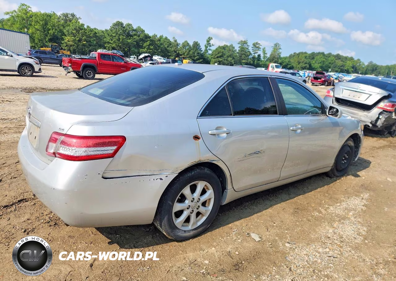 2010 Toyota Camry Le VIN:4T1BF3EK6AU017457 - 3