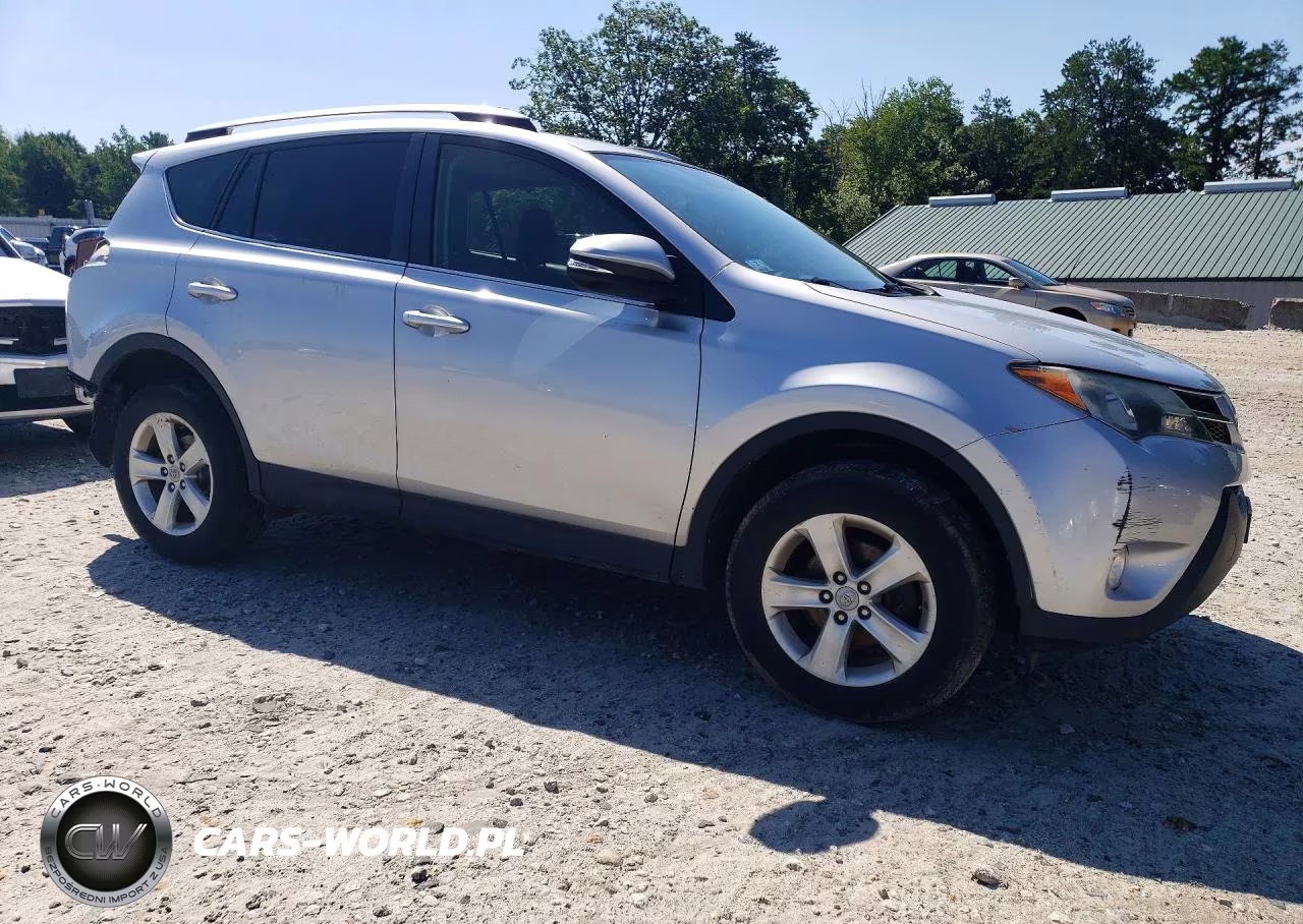 2013 Toyota Rav4 Xle VIN:JTMRFREV9DD014332 - 4