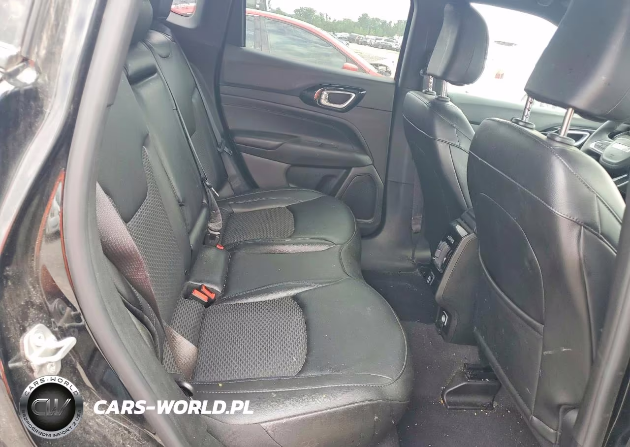 2025 Jeep Compass Latitude VIN:3C4NJDBN5ST586591 - 11