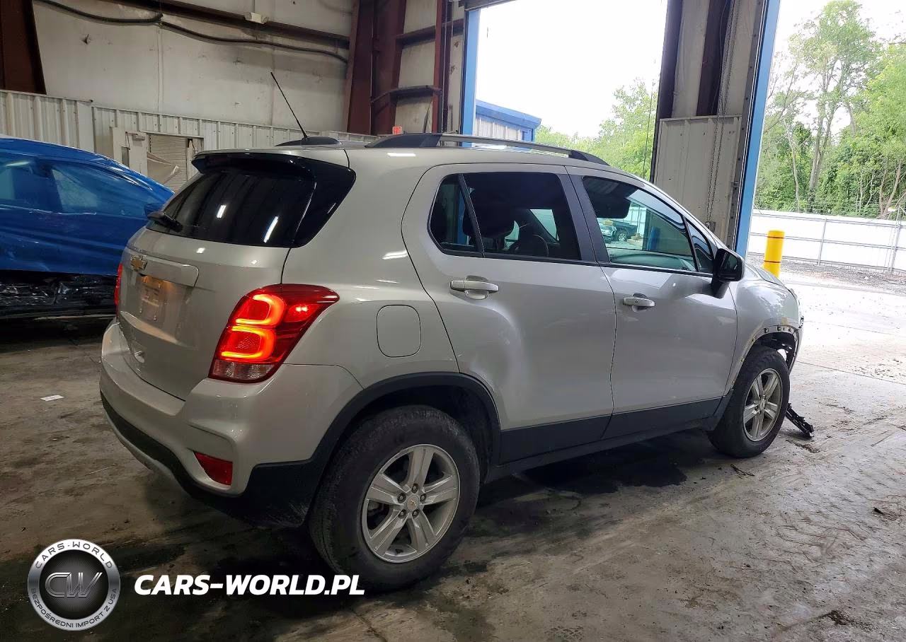 2022 Chevrolet Trax 1Lt VIN:KL7CJPSM1NB566602 - 3