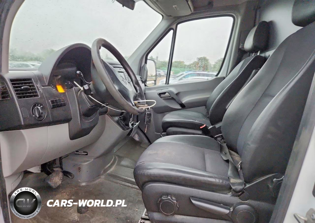 2016 Mercedes-Benz Sprinter 2500 Delivery Van VIN:WD3PE7DD0GP340301 - 7