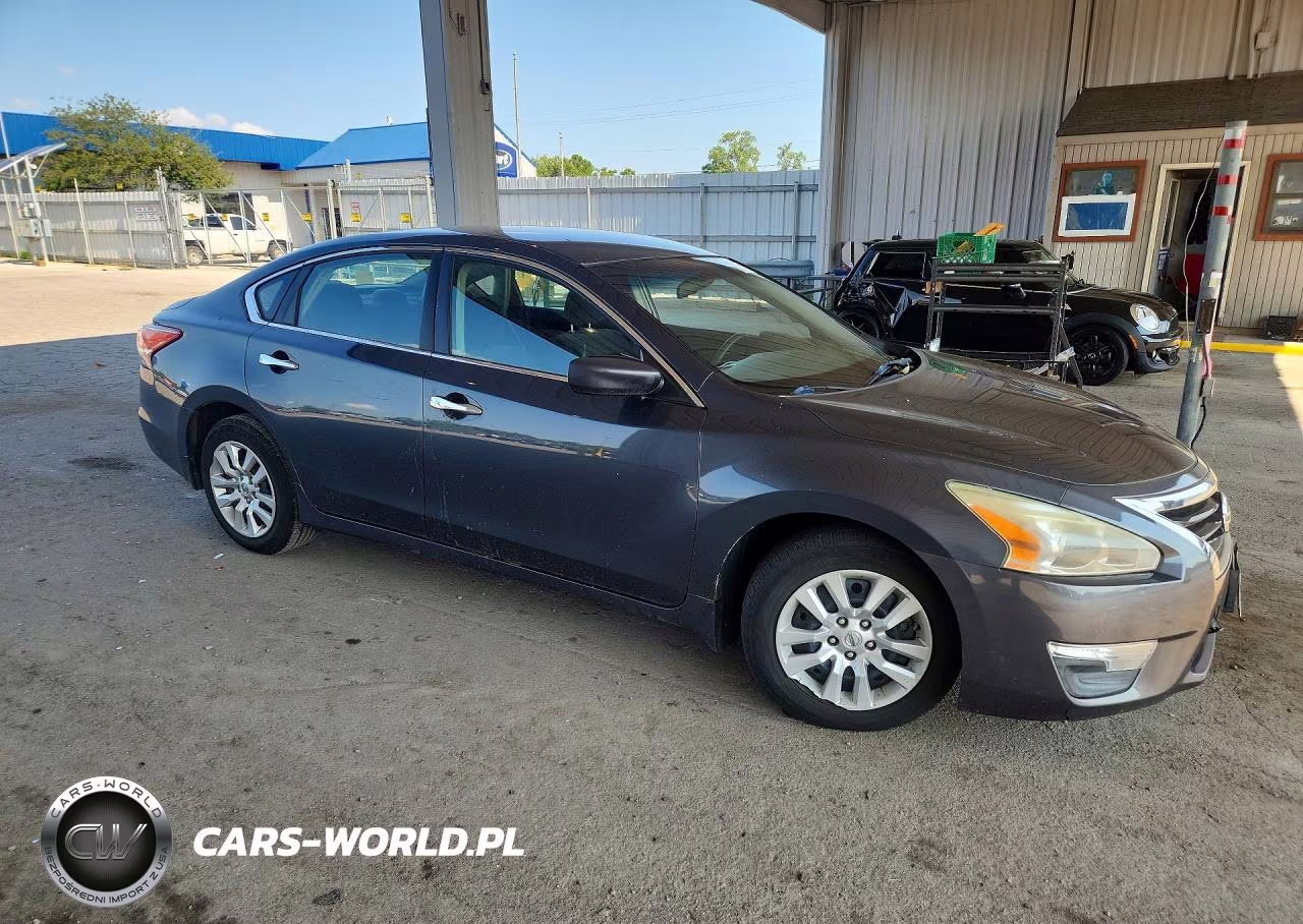 2013 Nissan Altima 2.5 VIN:1N4AL3AP9DN581330 - 4