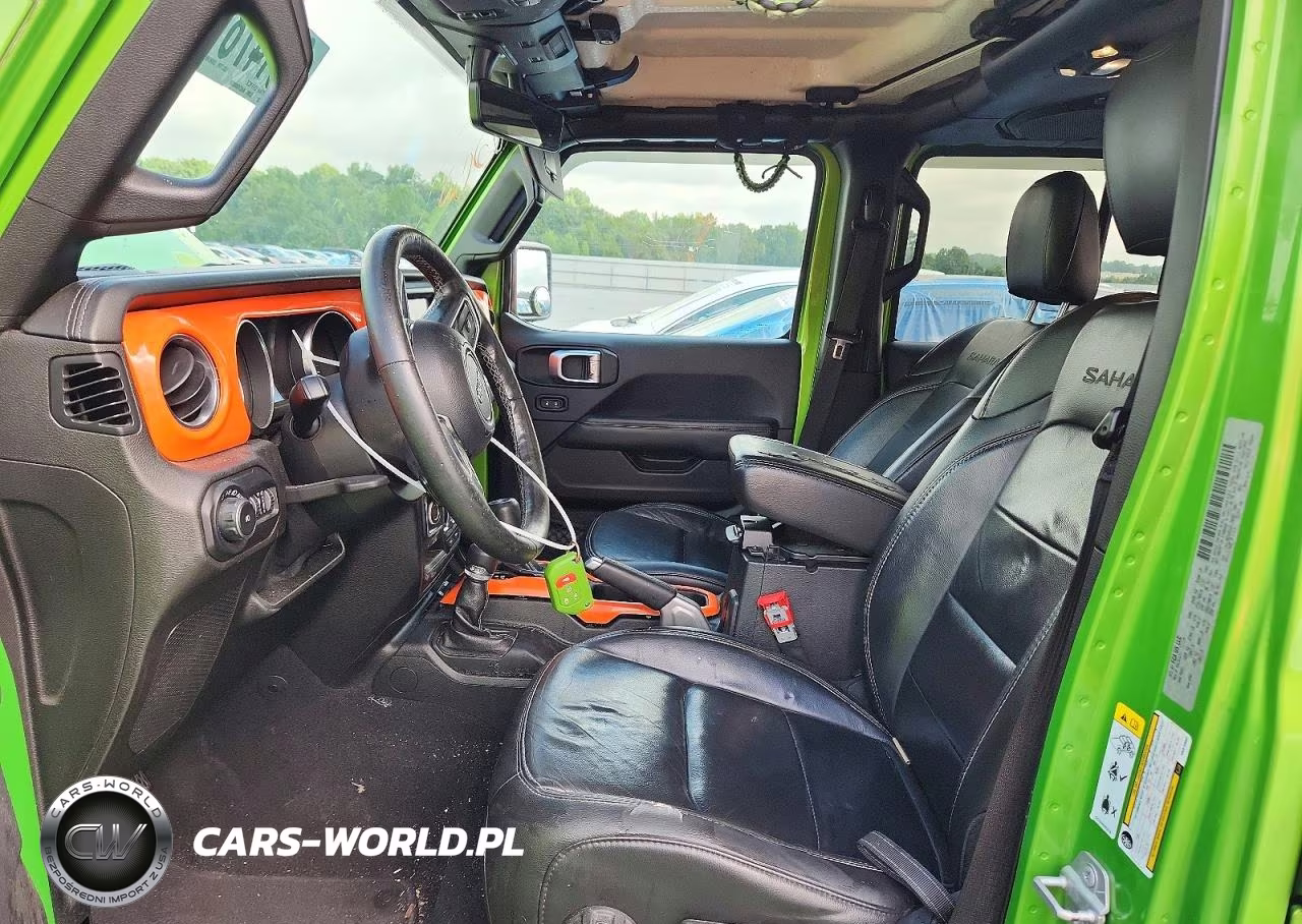 2019 Jeep Wrangler Unlimited Sahara VIN:1C4HJXEG9KW513892 - 7