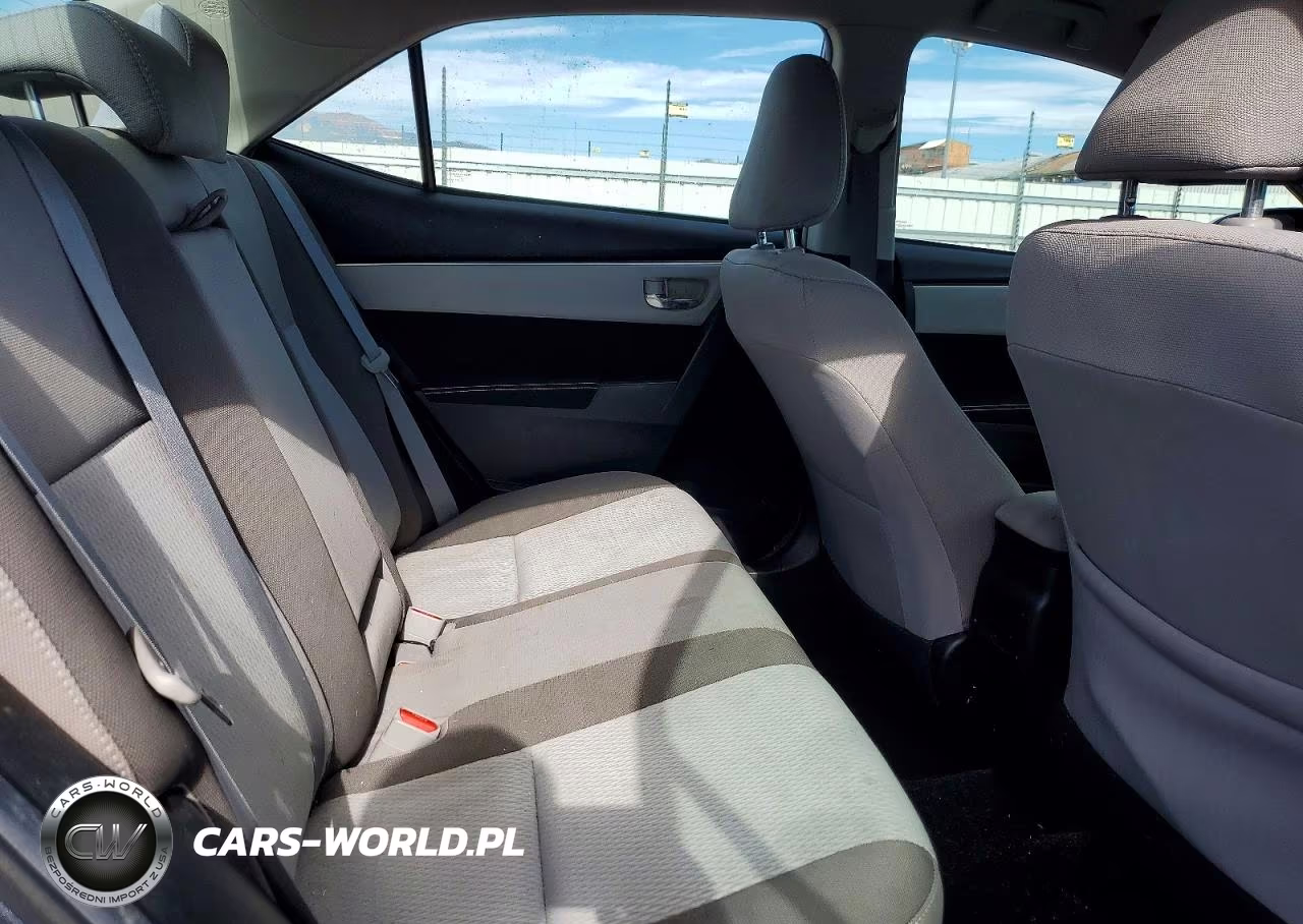 2018 Toyota Corolla Le VIN:2T1BURHE1JC029404 - 10