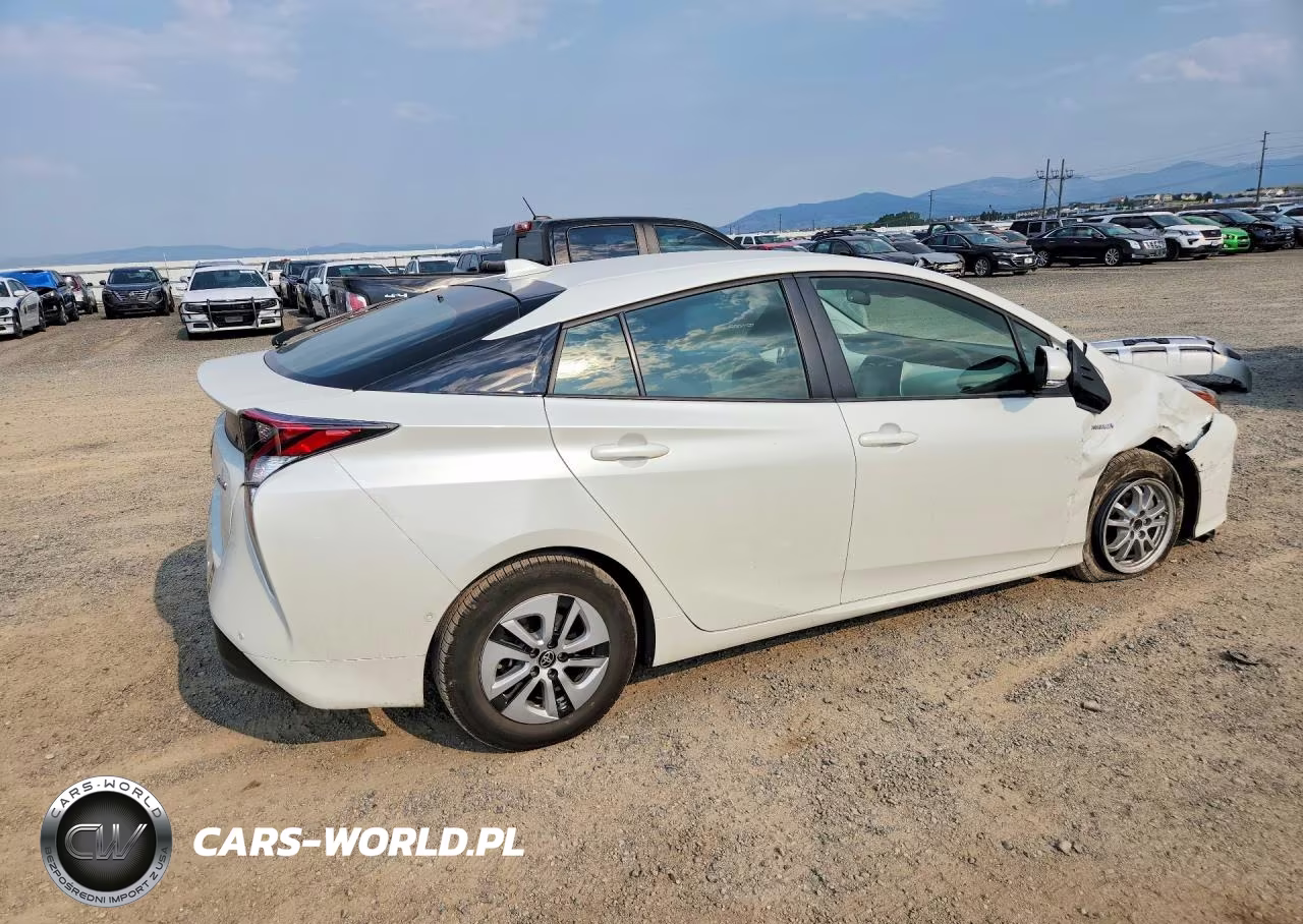 2018 Toyota Prius Two VIN:JTDKBRFU6J3061239 - 3