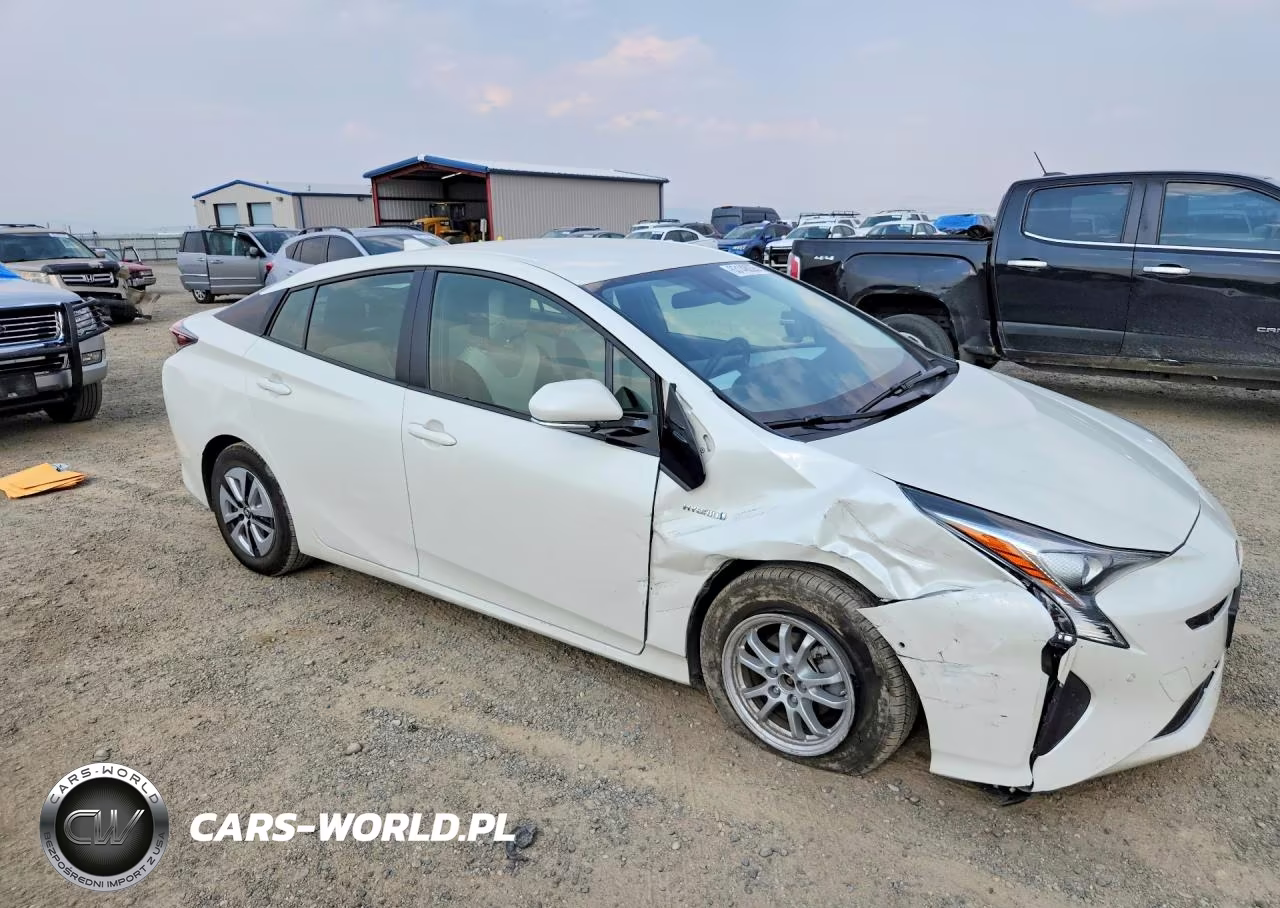 2018 Toyota Prius Two VIN:JTDKBRFU6J3061239 - 4