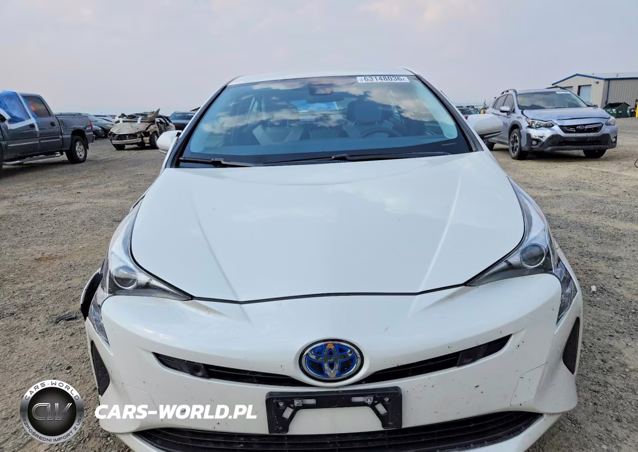 2018 Toyota Prius Two VIN:JTDKBRFU6J3061239 - 5