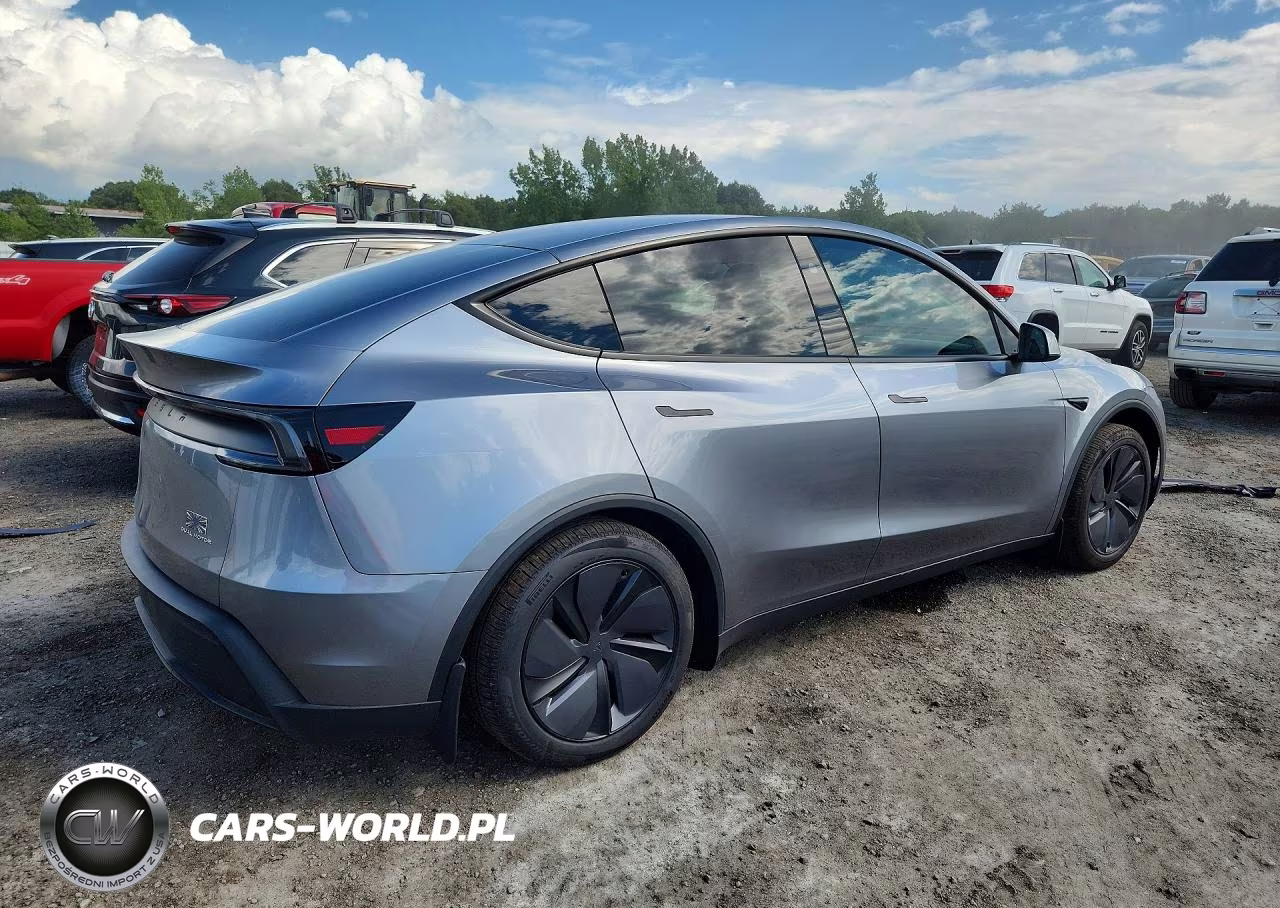 2026 Tesla Model Y VIN:7SAYGDEE7TA468212 - 3