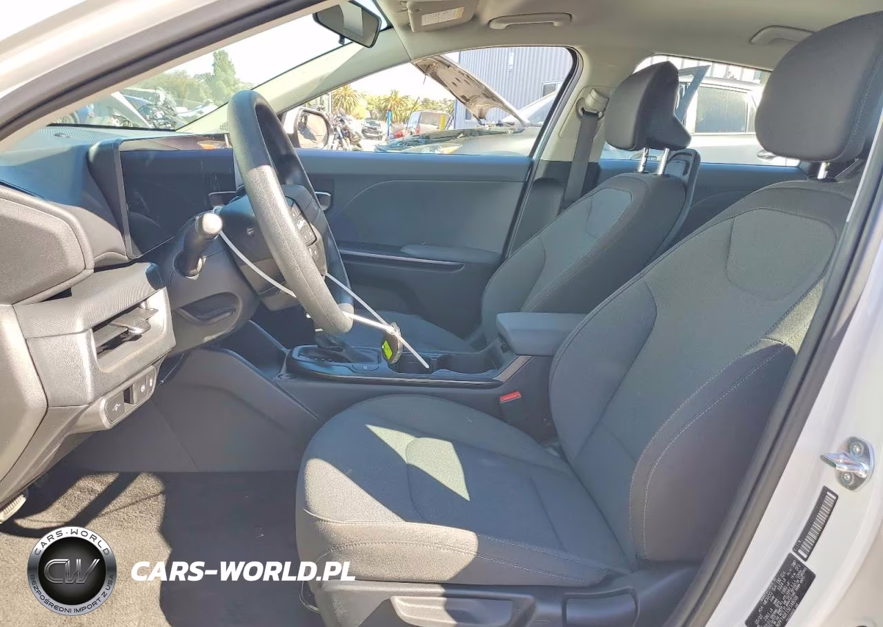 2025 Kia K4 Lxs VIN:3KPFT4DE1SE148036 - 7