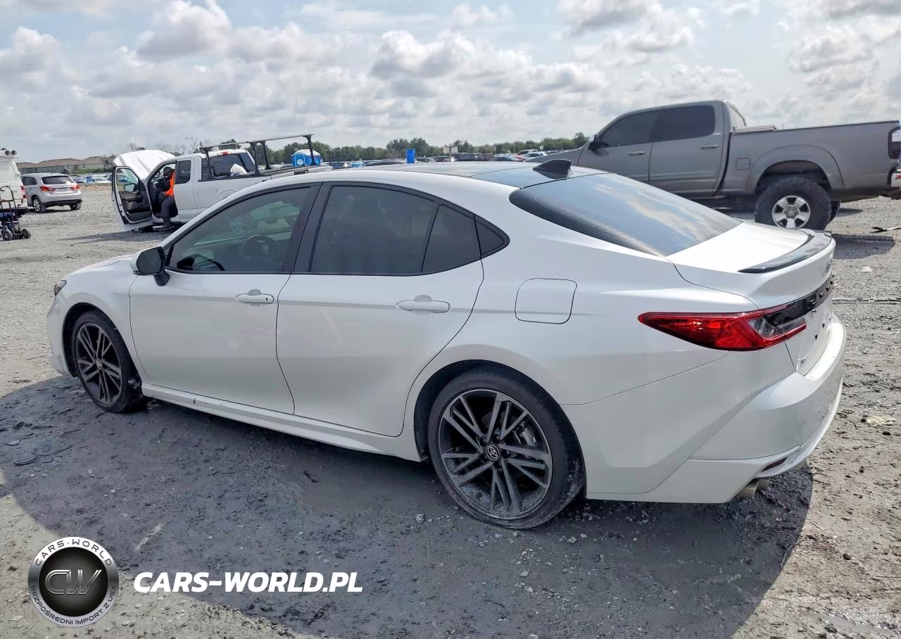 2025 Toyota Camry Xse VIN:4T1DAACK0SU528923 - 2