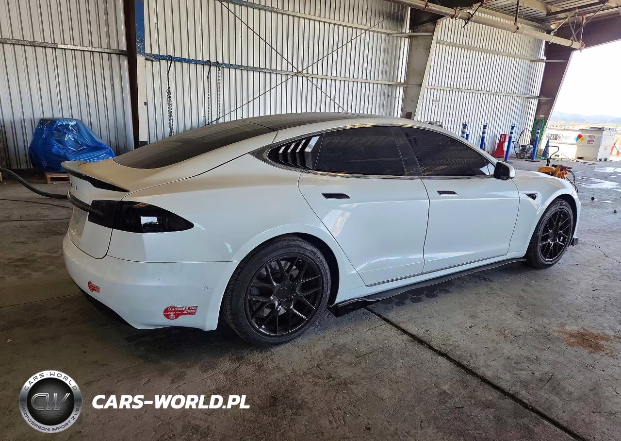 2017 Tesla Model S VIN:5YJSA1E27HF197168 - 3