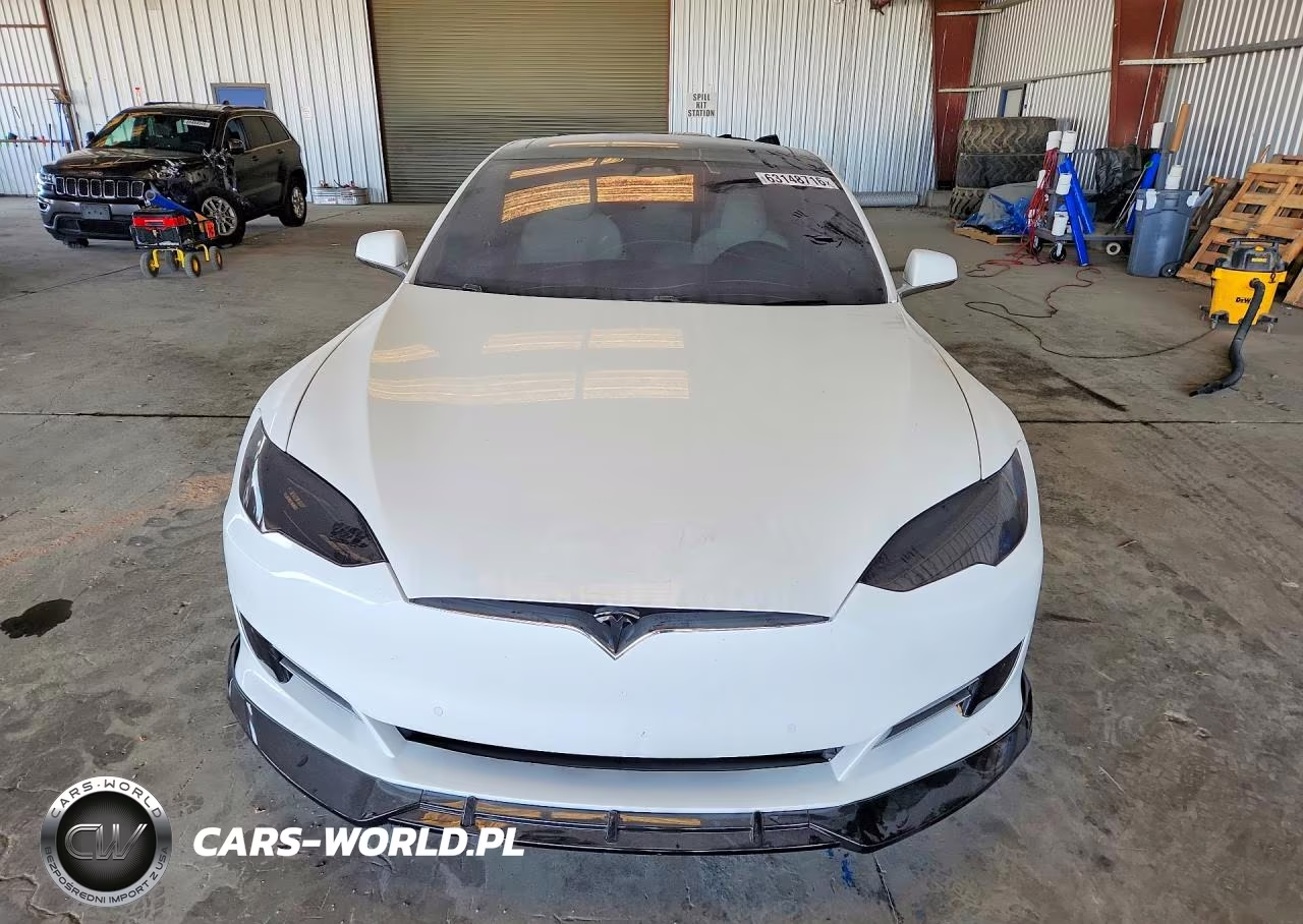 2017 Tesla Model S VIN:5YJSA1E27HF197168 - 5