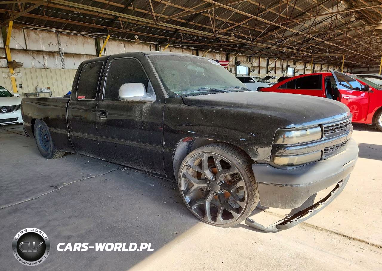 2002 Chevrolet Silverado C1500 VIN:2GCEC19V321149060 - 4
