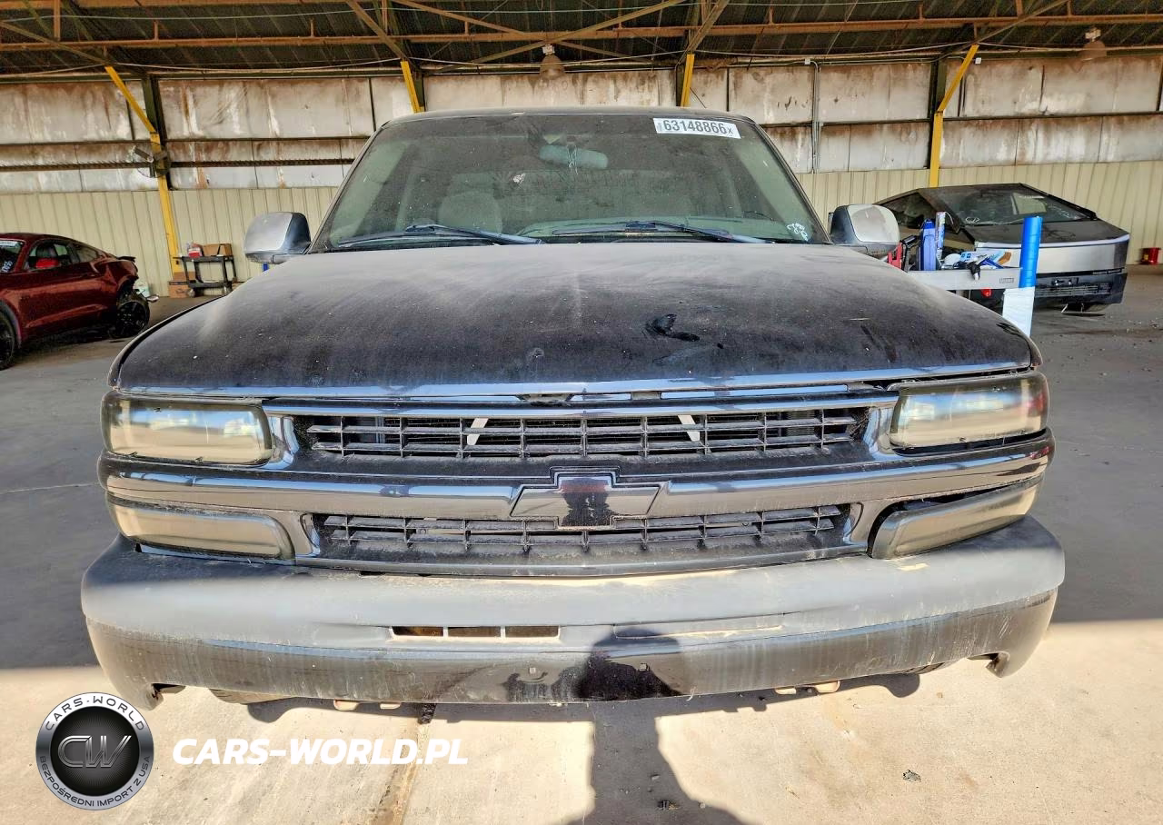 2002 Chevrolet Silverado C1500 VIN:2GCEC19V321149060 - 5
