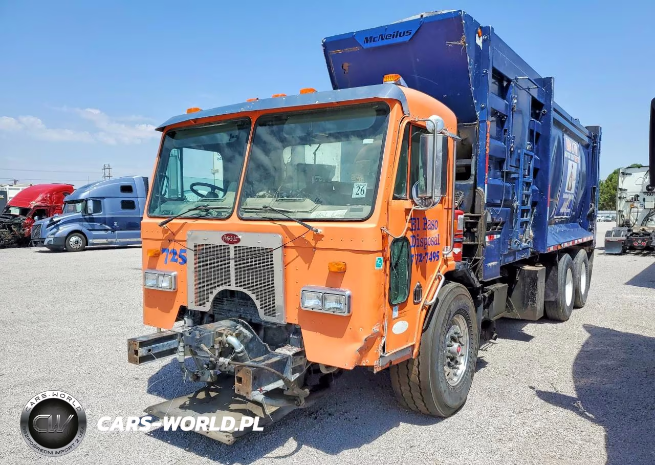 2008 Peterbilt 320