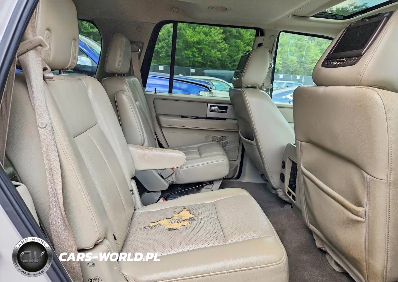2011 Ford Expedition Limited VIN:1FMJU2A5XBEF23705 - 11