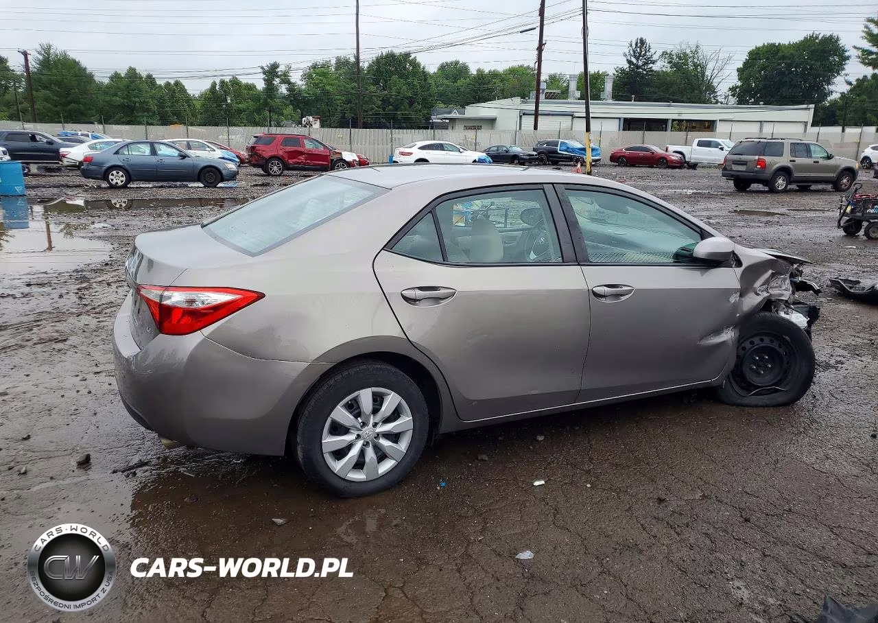 2016 Toyota Corolla Le VIN:2T1BURHE9GC572704 - 3