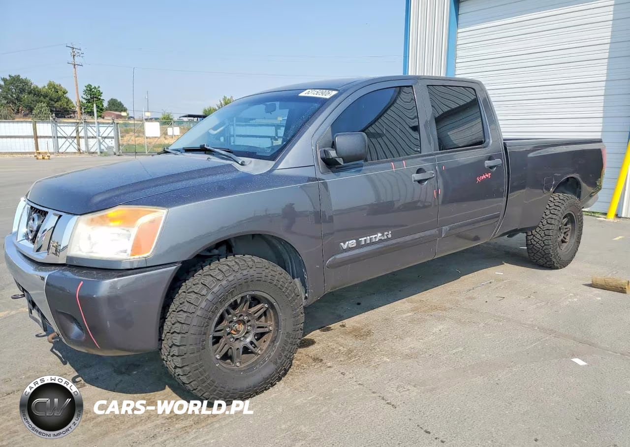 2012 Nissan Titan Sv