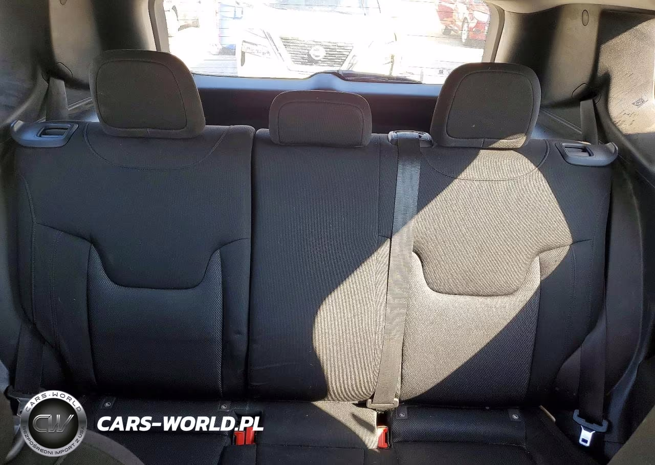 2020 Jeep Renegade Sport VIN:ZACNJBAB7LPL85745 - 10