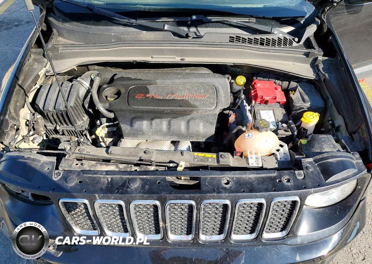 2020 Jeep Renegade Sport VIN:ZACNJBAB7LPL85745 - 12