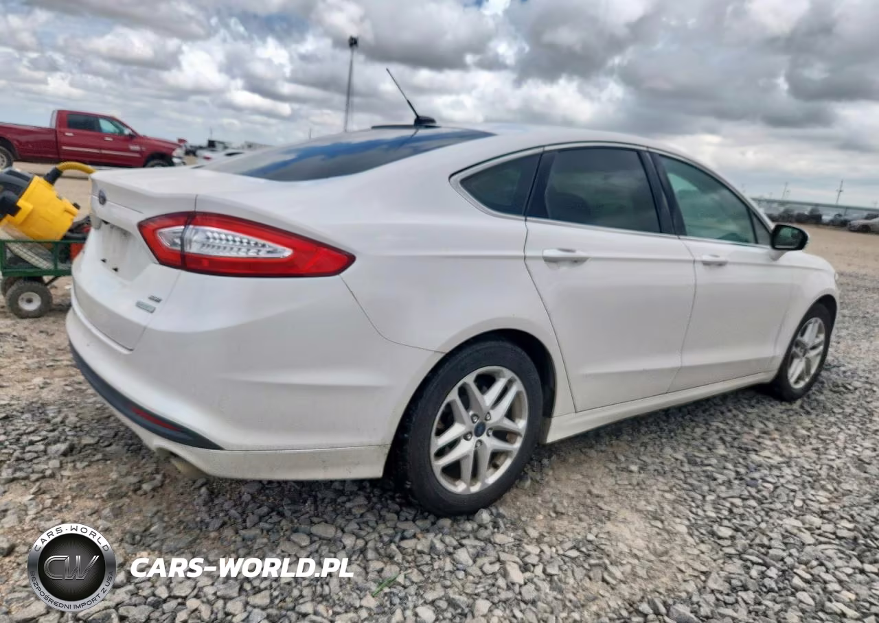 2014 Ford Fusion Se VIN:3FA6P0HD1ER228311 - 3