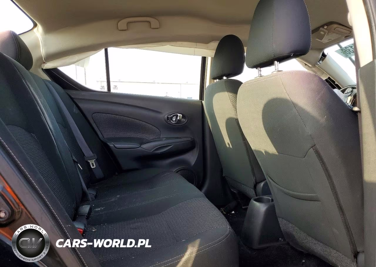 2018 Nissan Versa Sv VIN:3N1CN7AP5JL803994 - 10