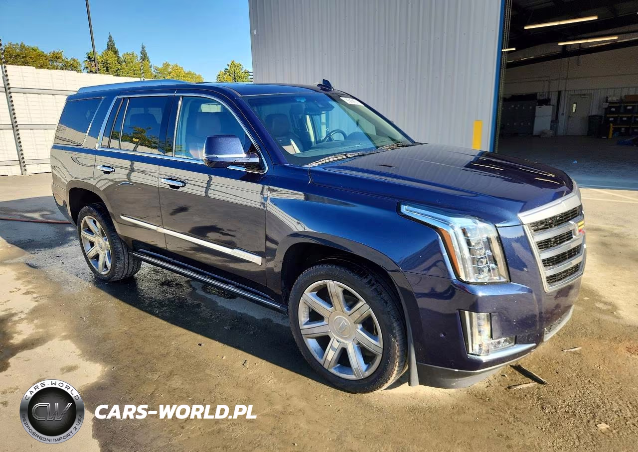 2018 Cadillac Escalade Premium Luxury VIN:1GYS3CKJ2JR181715 - 4