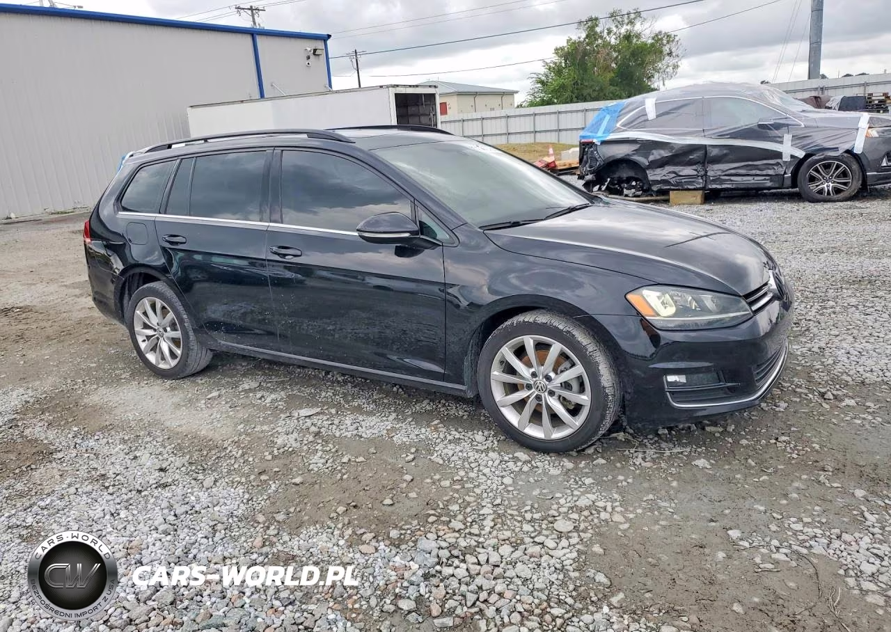 2016 Volkswagen Golf Sportwagen S VIN:3VWC17AU3GM516748 - 4