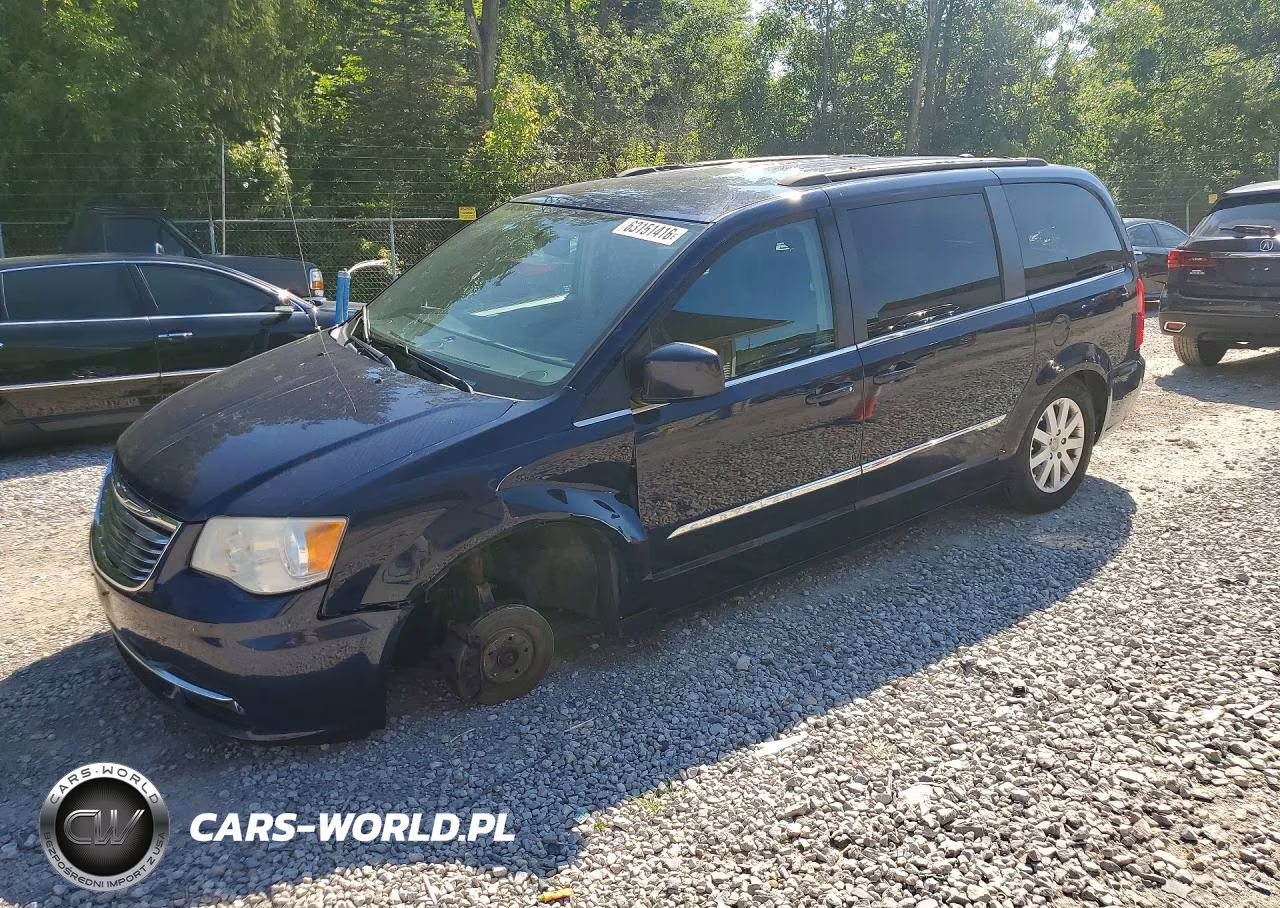 2014 Chrysler Town & Country Touring – zdjęcie 1 z 13