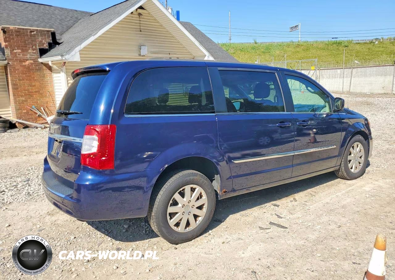 2014 Chrysler Town & Country Touring VIN:2C4RC1BG9ER408931 - 3