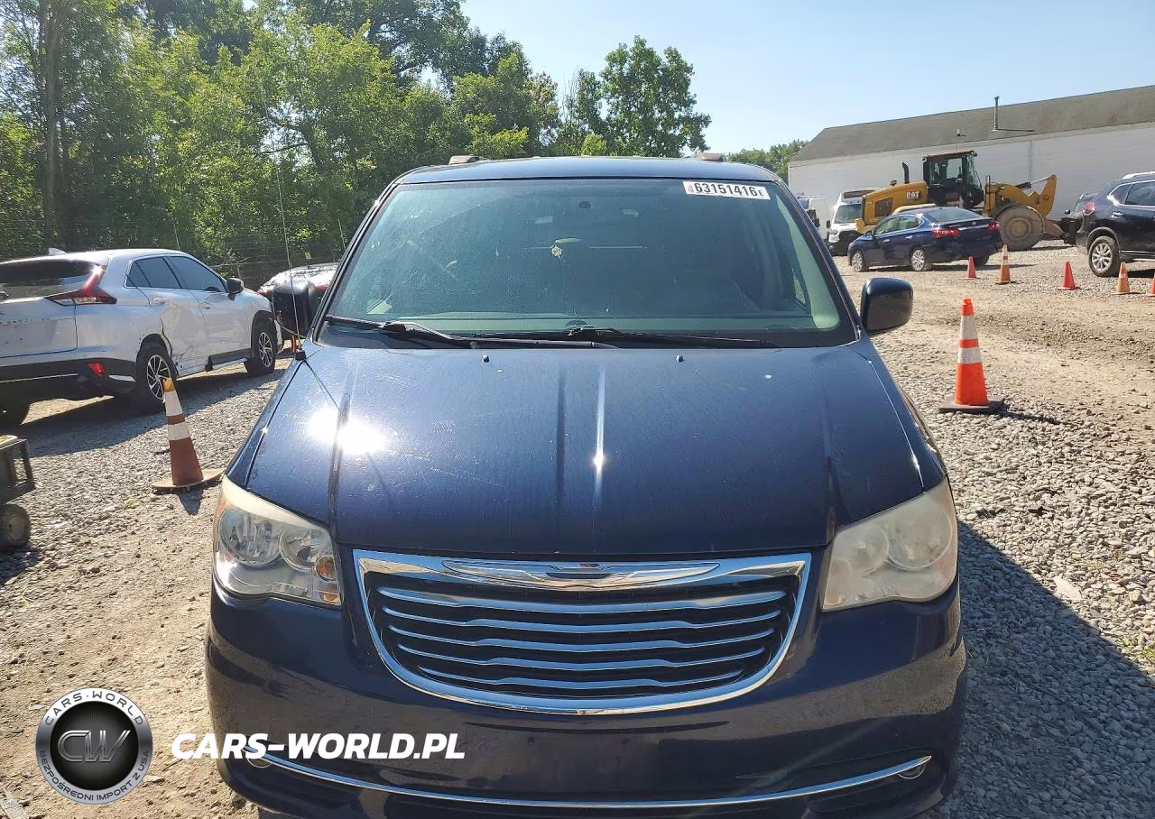 2014 Chrysler Town & Country Touring VIN:2C4RC1BG9ER408931 - 5