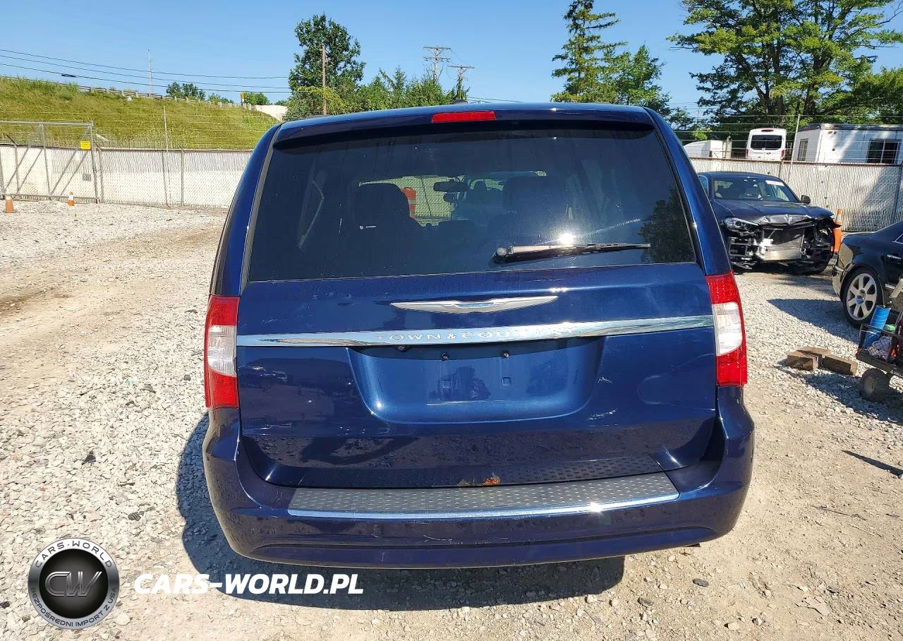 2014 Chrysler Town & Country Touring VIN:2C4RC1BG9ER408931 - 6