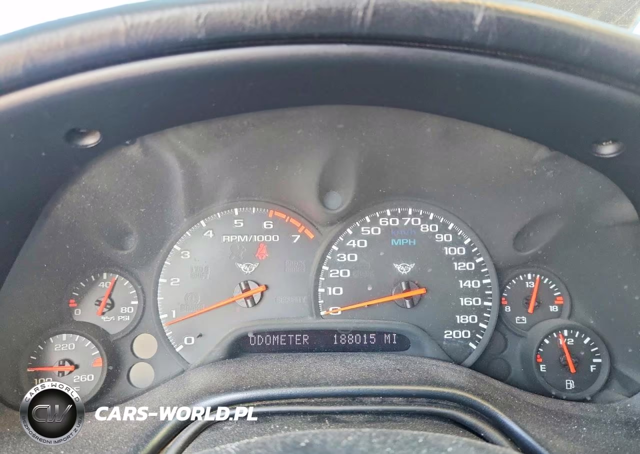 2002 Chevrolet Corvette VIN:1G1YY32G825109361 - 9