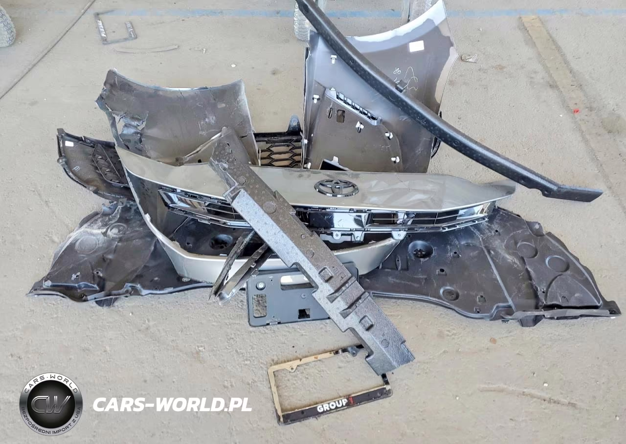 2026 Toyota Camry Xse VIN:4T1DAACK2TU301251 - 12